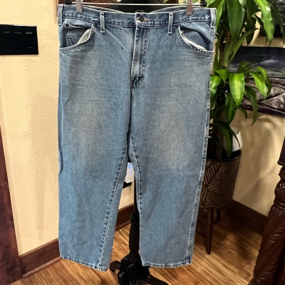 Nicely faded Dickies jeans in GUC - Picture 9 of 13